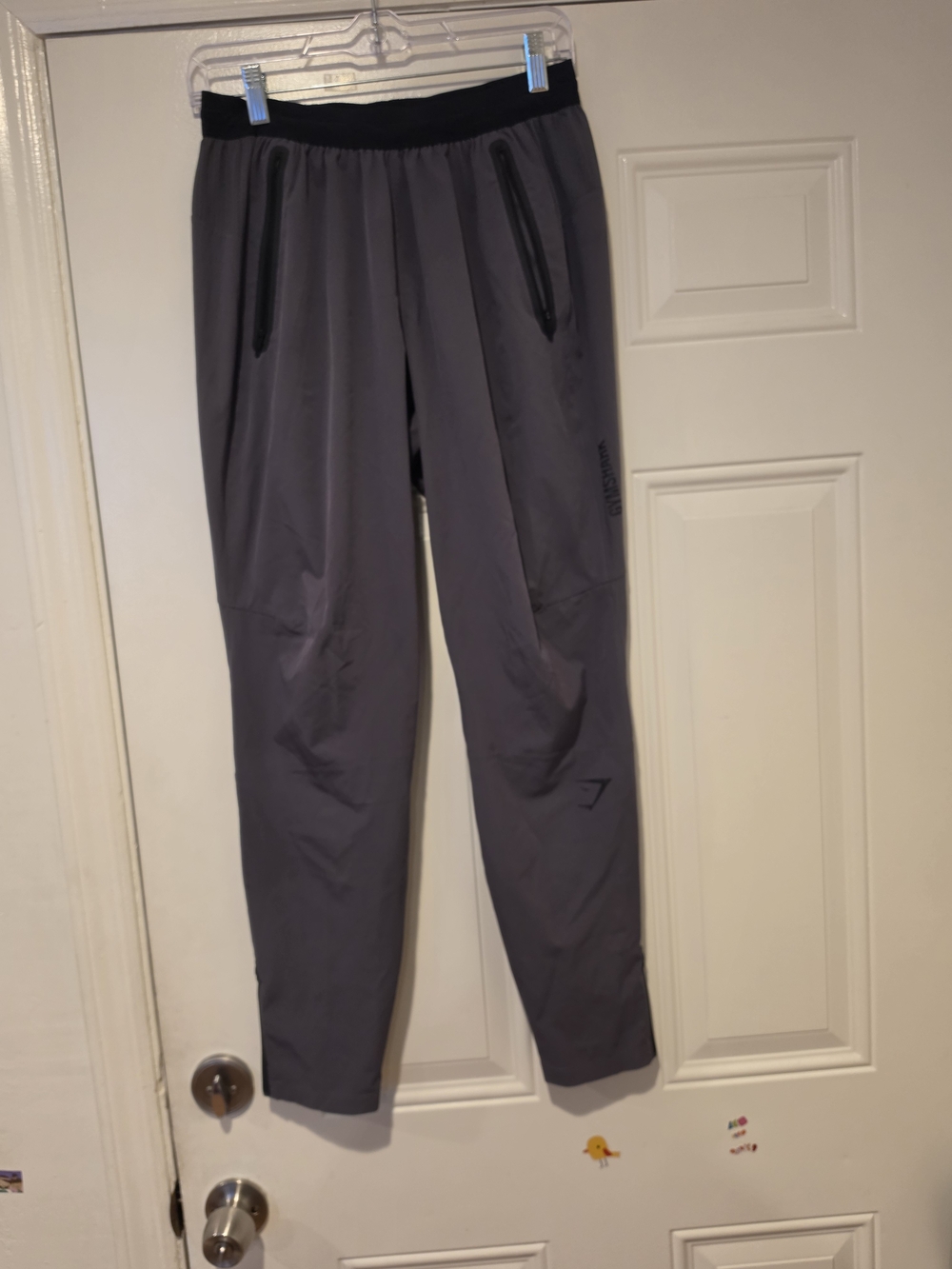 Men's Gray Gymshark Active Jogger Pants - Comfortable Everyday Wear